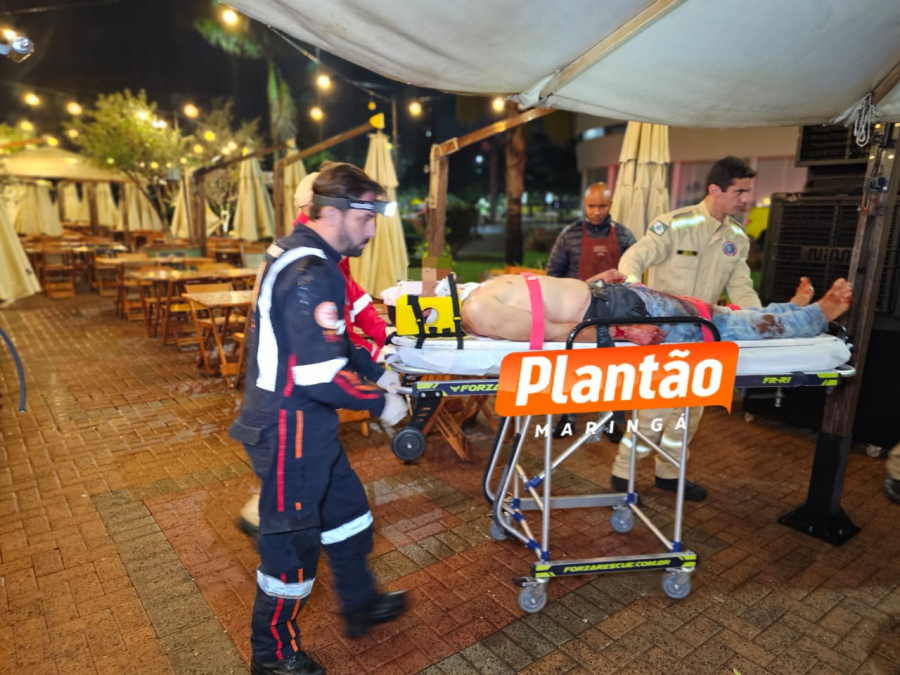 Homem é esfaqueado no Terminal de Maringá e corre para pedir socorro
