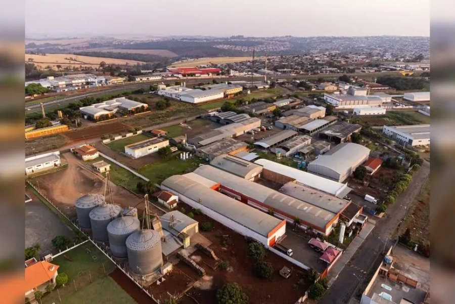 Cidade do Paraná cria mais de 2,5 mil empregos formais no 1º trimestre de 2025