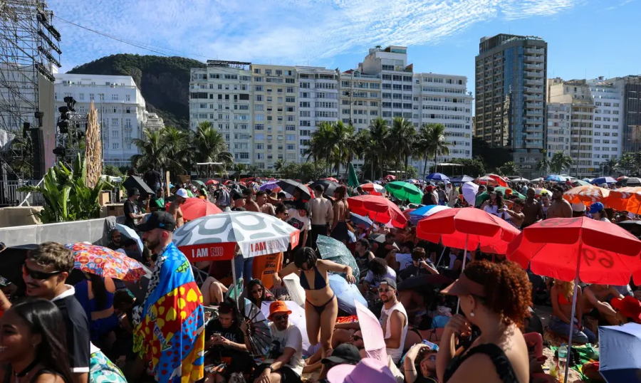 Show de Lady Gaga em Copacabana reúne 2,1 milhões de pessoas e bate recorde histórico