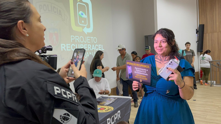 Polícia Civil devolve mais de 100 celulares furtados em evento inédito em Cascavel