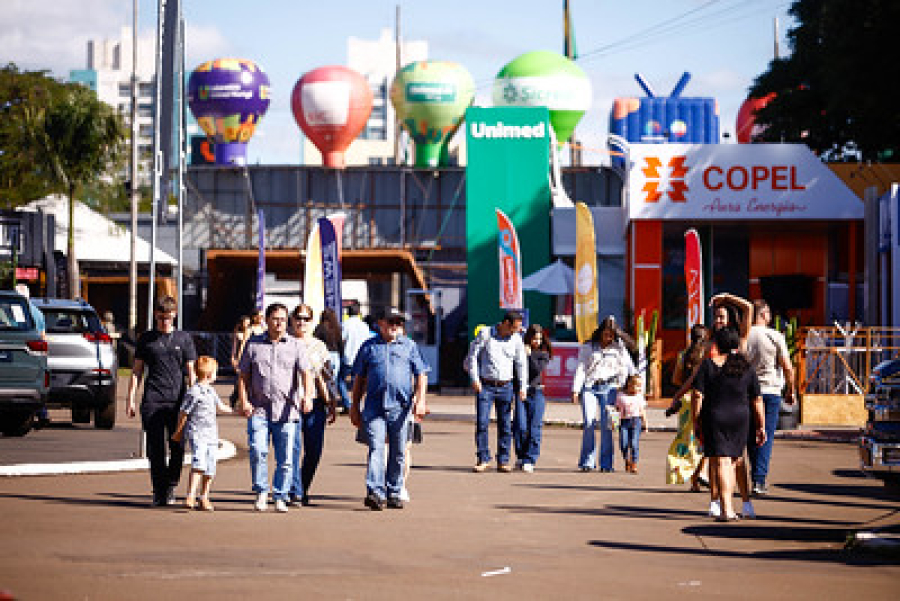 Expoingá tem entrada gratuita nesta segunda (12) com shows, cursos e atrações culturais em comemoração ao aniversário de Maringá