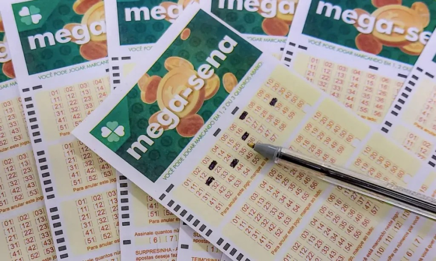 Três apostas do Paraná acertam a quina da Mega-Sena; prêmio principal acumula e vai a R$ 100 milhões