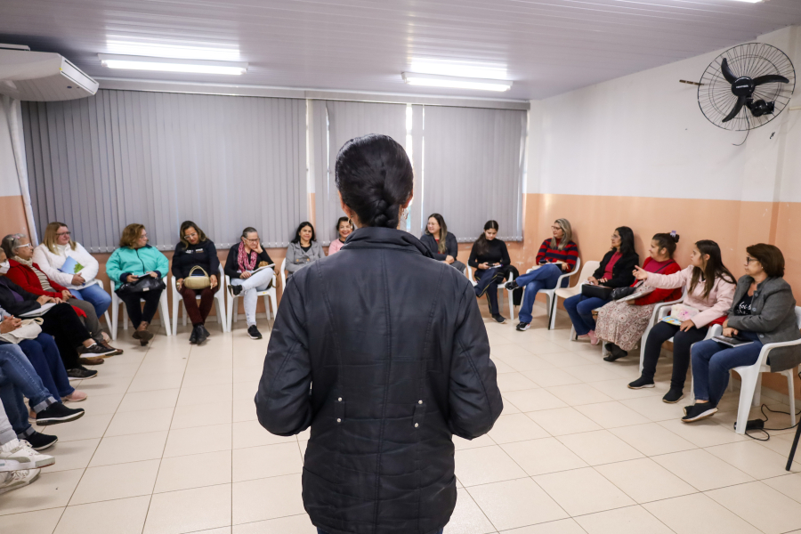 Prefeitura lança capacitação gratuita para mulheres que querem empreender e mudar suas vidas