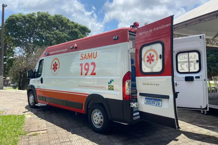  Menina de 2 anos morre com sinais de agressão e pais são investigados